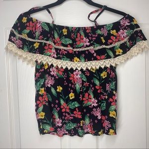Women’s large tropical top